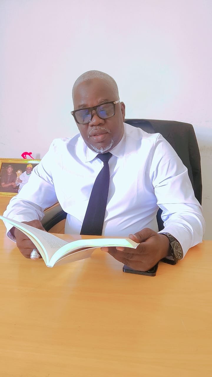 Le Maire Mamadou Ndoye Bane lors de la signature de la convention avec l'UIDT