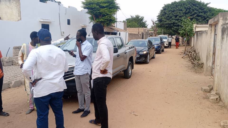 Échanges entre la délégation et les responsables communaux