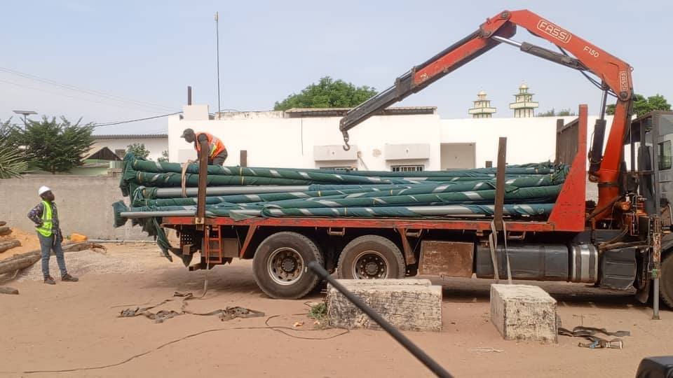 Vue d'ensemble des lampadaires solaires reçus