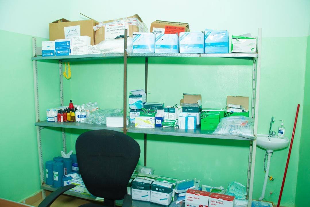 La pharmacie de la case de santé équipée en médicaments